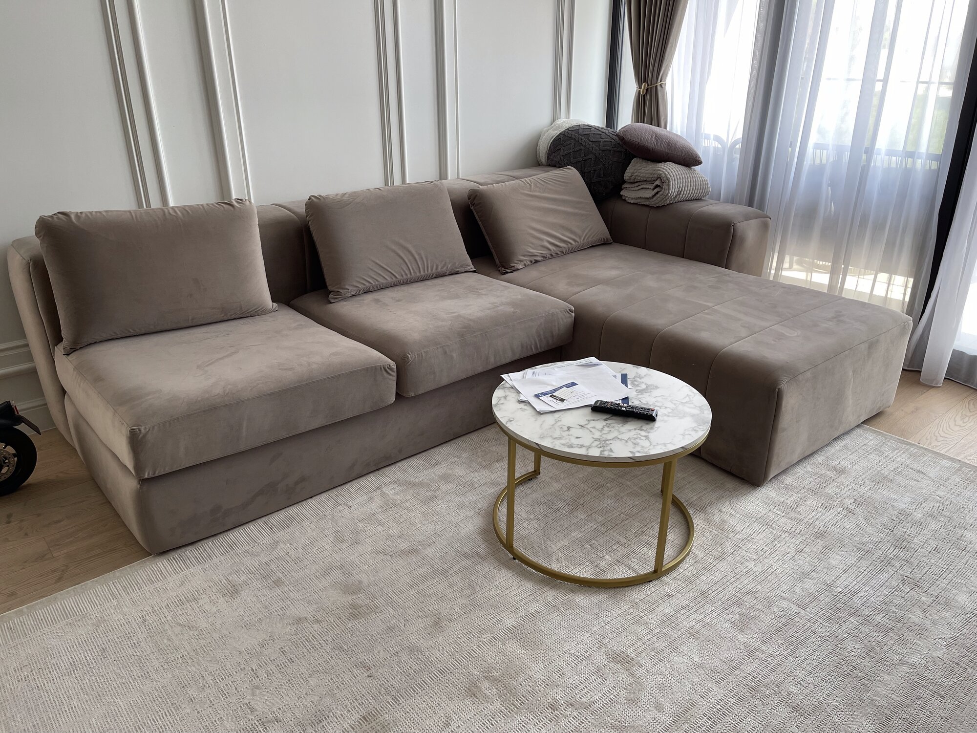 Canapea Coltar Gri Minimalist
