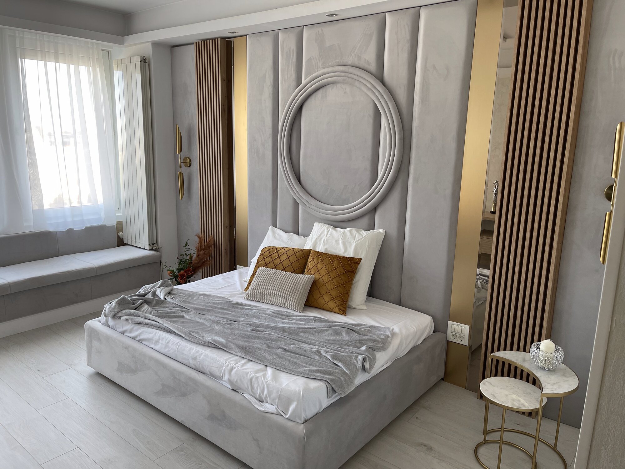 Decor Perete Capitonaj Cu Cercuri