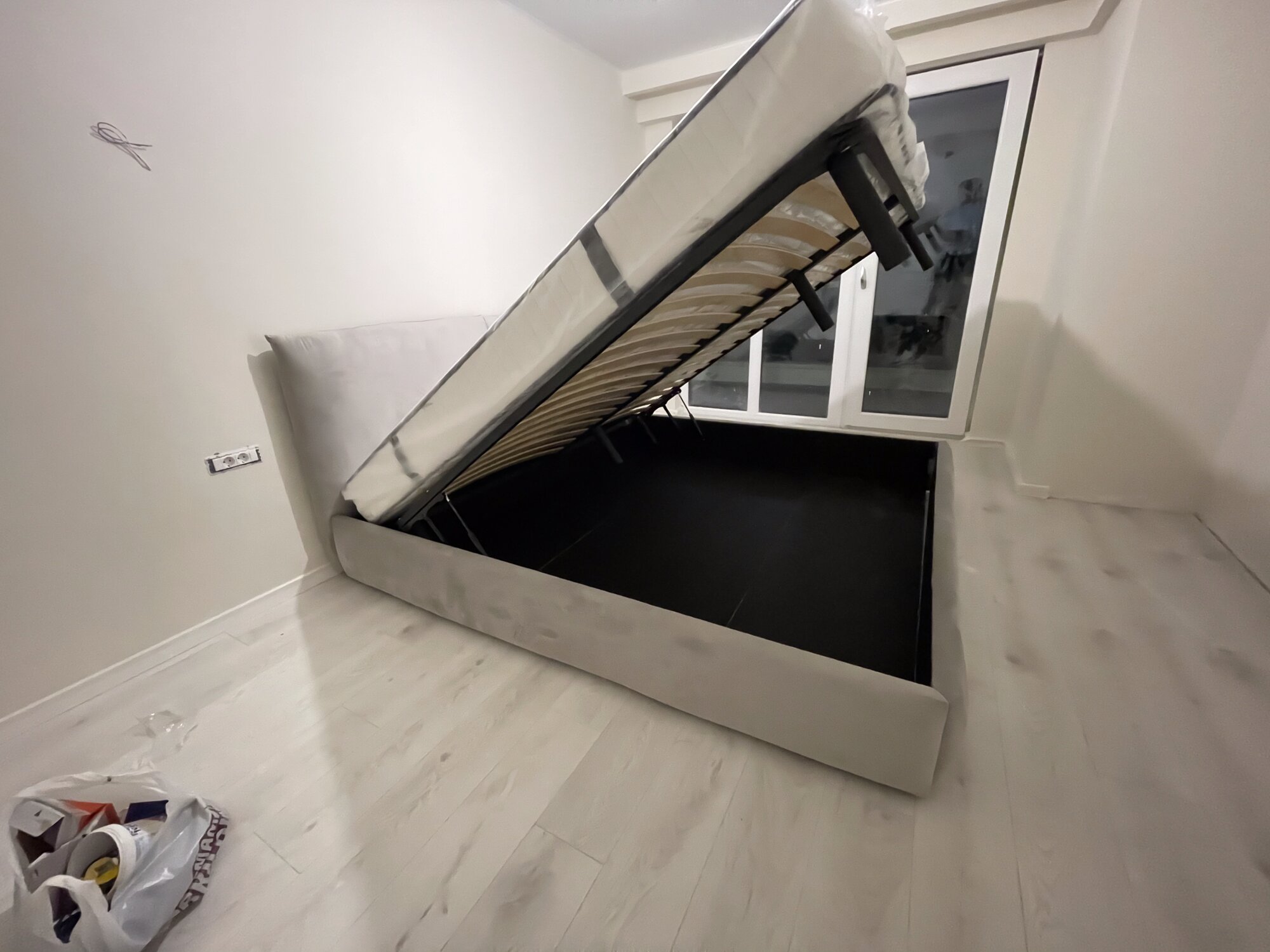 Pat Lift Saltea Gri